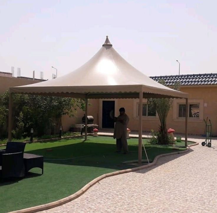 مظلات جلسات قماش هرمية